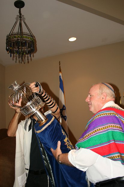 Dressing Torah